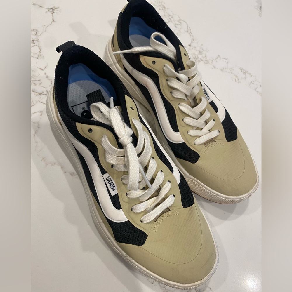 Vans UltraRange size W8